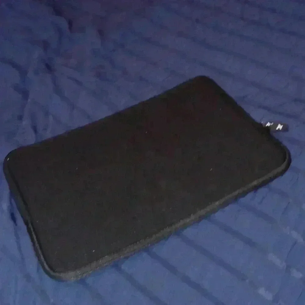 > Brand new Gateway 15.6 carrying case for laptop.